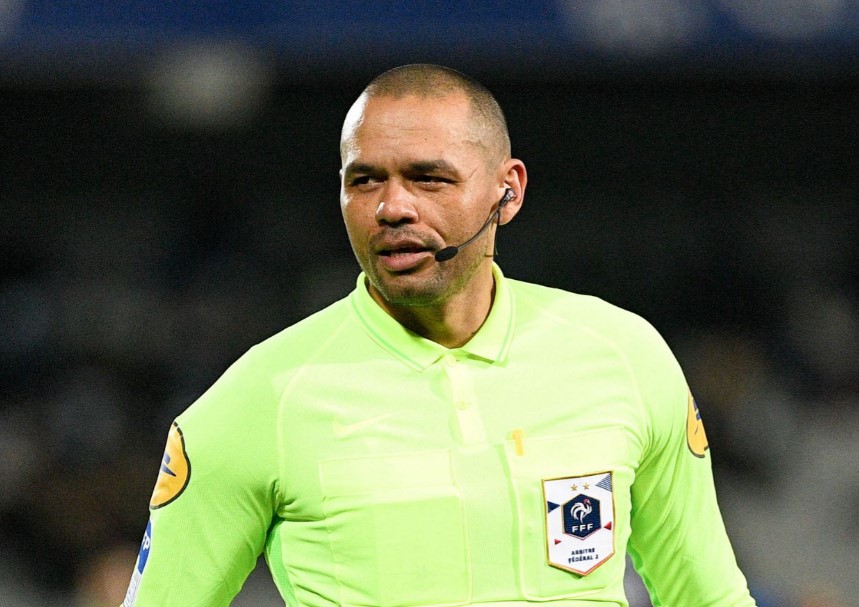 Ligue 2. ASSE - GF38 : Gaël Angoula au sifflet - Grenoble Foot Info